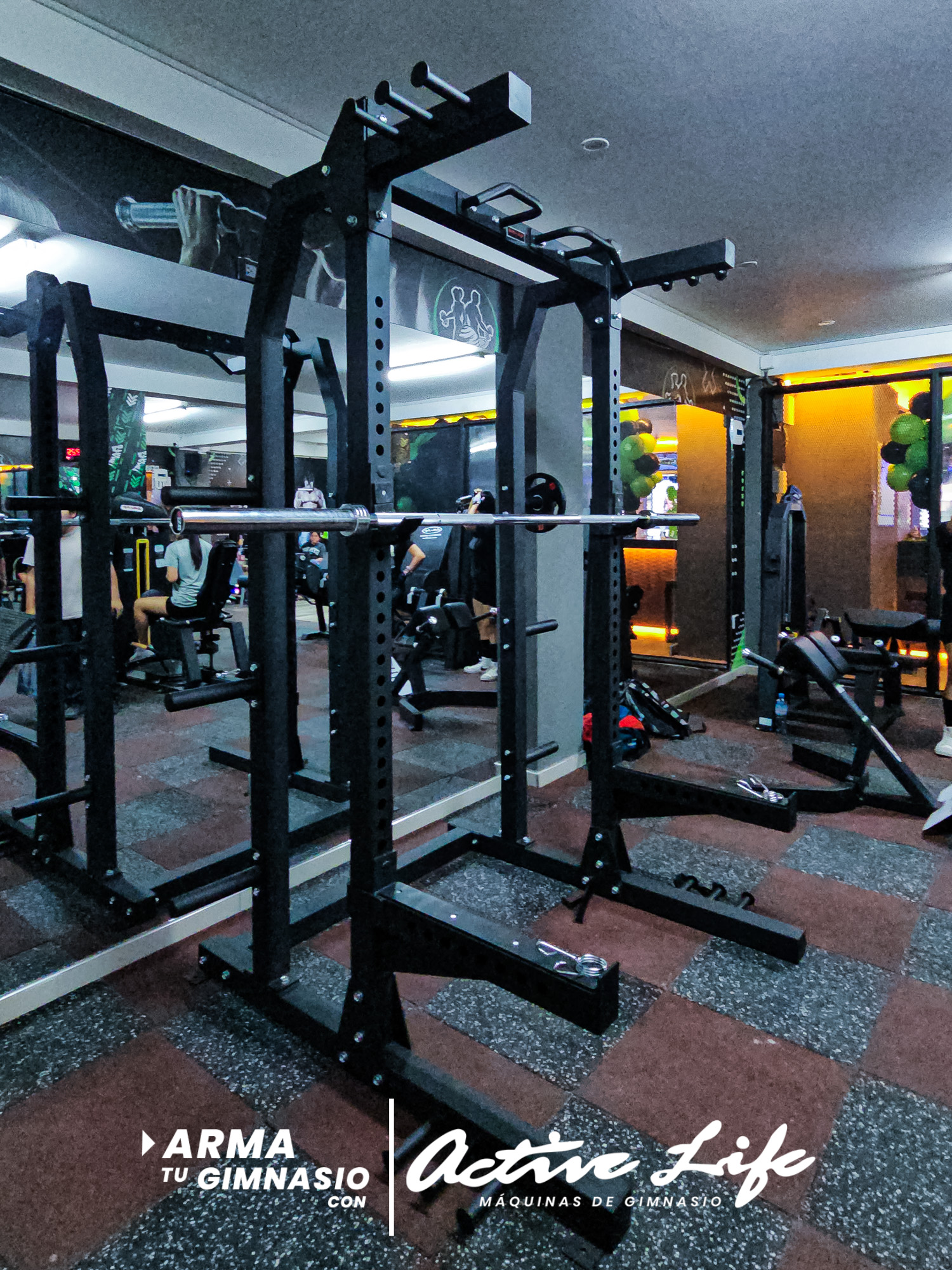 Maquinas de gimnasio activelife. Piso de caucho, maquinas para musculacion, cardio, peso libre, entrega inmediata, Rack peso libre
